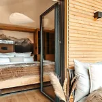 Zsam Mit Sauna Und Hottub 別荘 *