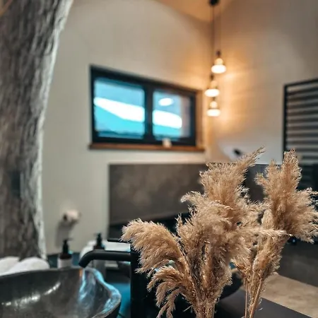 بيت للعطل Zsam Mit Sauna Und Hottub *