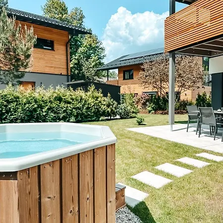 بيت للعطل Zsam Mit Sauna Und Hottub