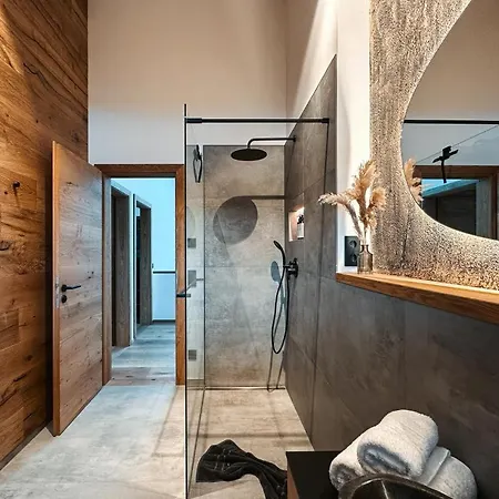 بيت للعطل Zsam Mit Sauna Und Hottub