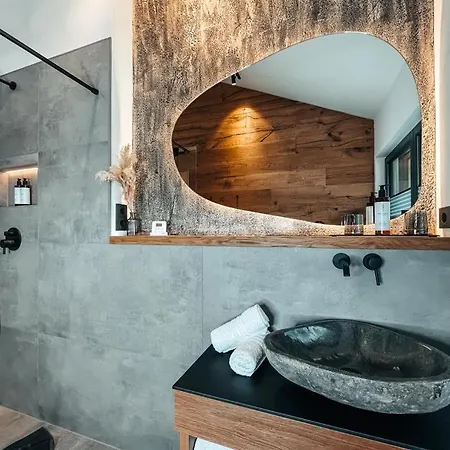 بيت للعطل Zsam Mit Sauna Und Hottub *