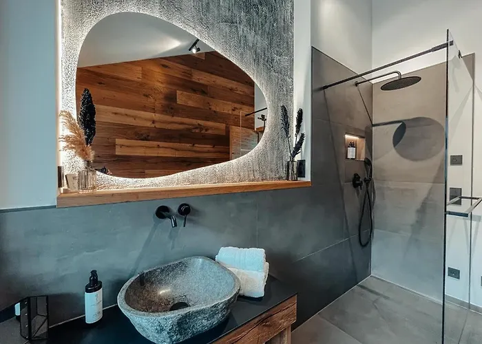 Zsam Mit Sauna Und Hottub Сasa de vacaciones *