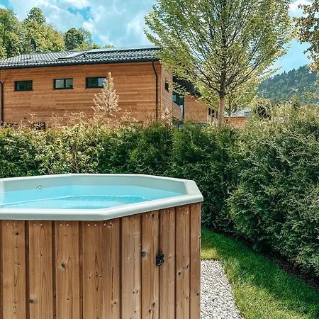 Zsam Mit Sauna Und Hottub Domek alpejski *