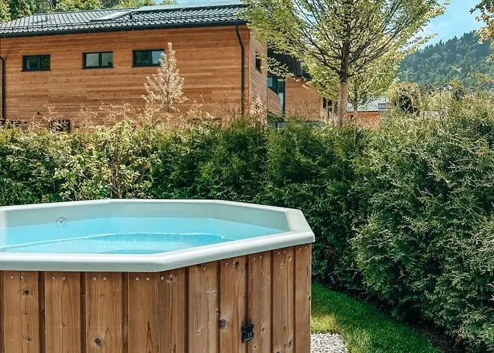 Zsam Mit Sauna Und Hottub Ferienhaus *